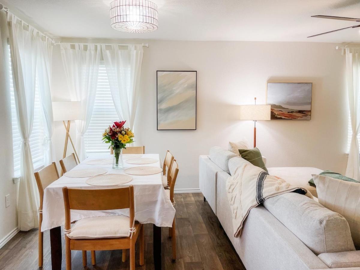 Family Modern Oasis Lackland Bmt Family 3 Bed 2 Bath